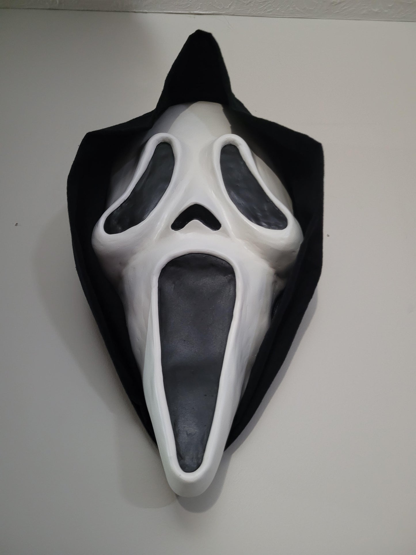 T2T Exclusive Large Ghostface Display Mask